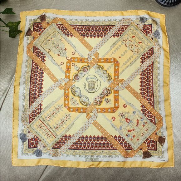 Hermès BRINS D'OR Scarf designed by Julia Abadie SILK PRISTINE CONDITION - Picture 3 of 10
